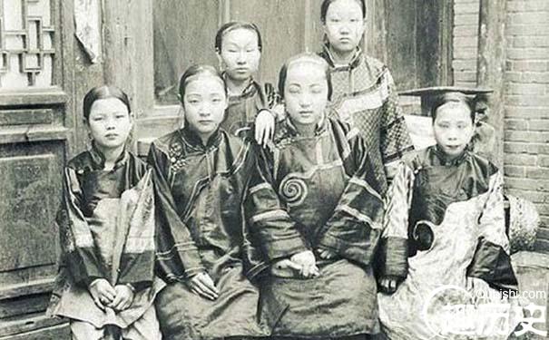惊清朝同治皇帝死时几乎全身溃烂