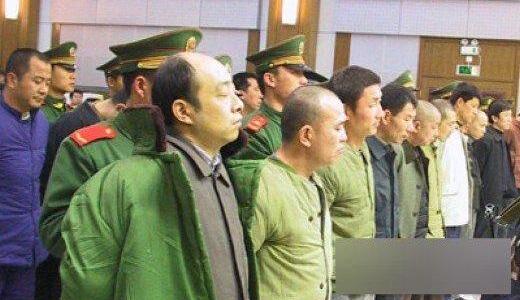 山西嘿社会老大,李满林,绰号三马虎,控制山西太原黑道10余年,在这期间