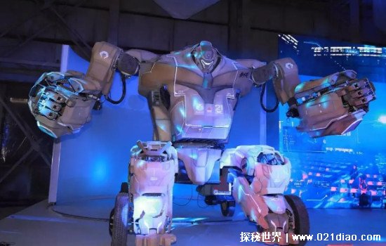 中国三大巨型机器人	，参水猿XX21/大圣号/大威(科幻电影成现实) — 探秘世界